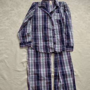New 🎀 Victoria's Secret cotton 2 piece pajama long sleeves
